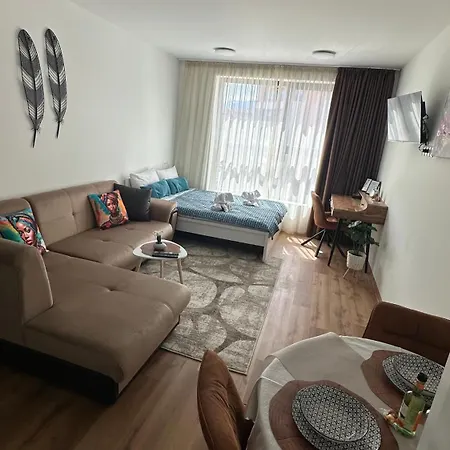 Sunny Nest Apartment Sofia